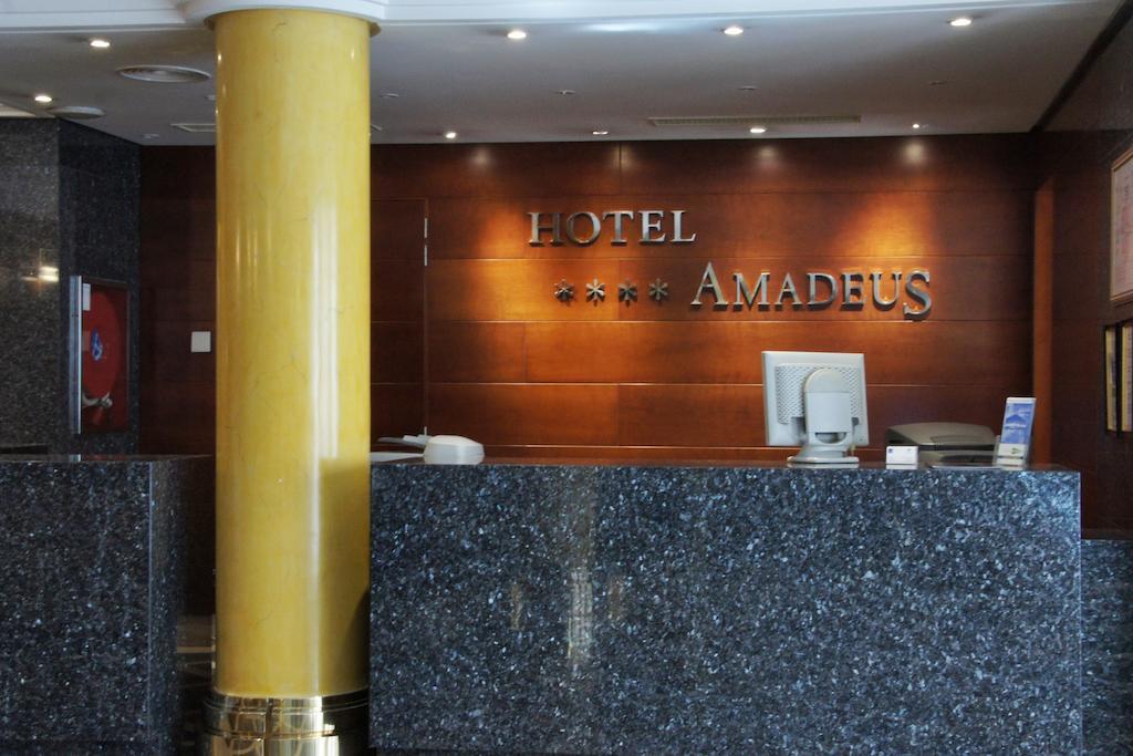 Hotel Amadeus Valladolid Exterior foto